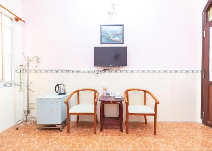 Hotel Oyo 791 Hoang Anh 3*