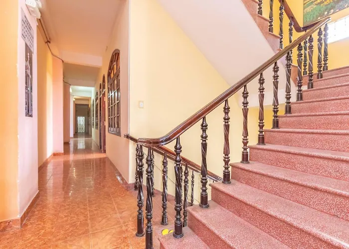 Hotel Oyo 791 Hoang Anh 3*