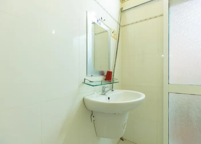 Hotel Oyo 791 Hoang Anh